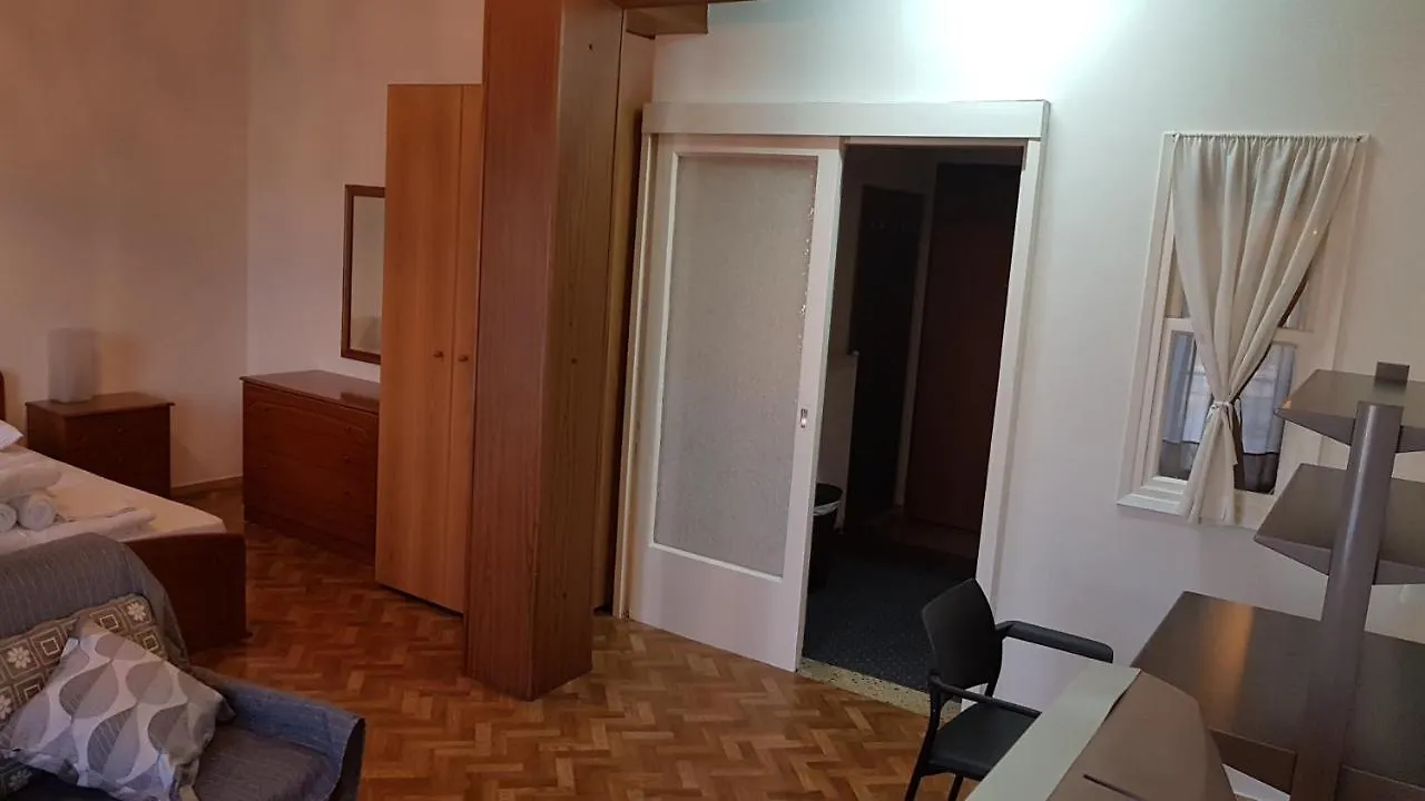 Gina'S Apartment テッサロニキ