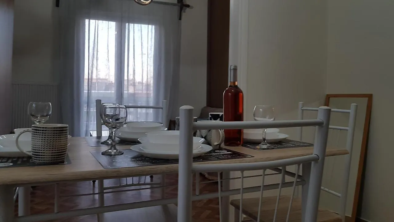Gina'S Apartment Saloniki Grecja