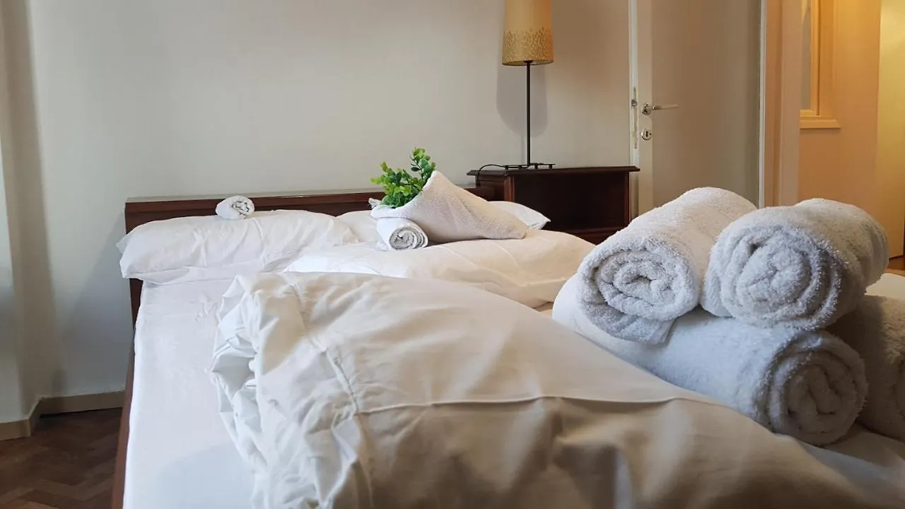 Gina'S Apartment テッサロニキ
